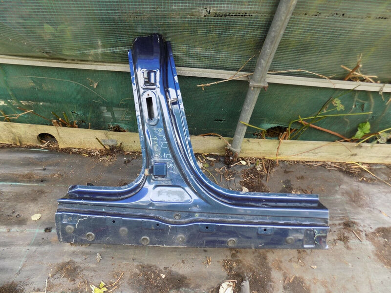 BMW E91 2004-2013 RIGHT SIDE OUTER BODY PANEL- B PILLAR FRAME