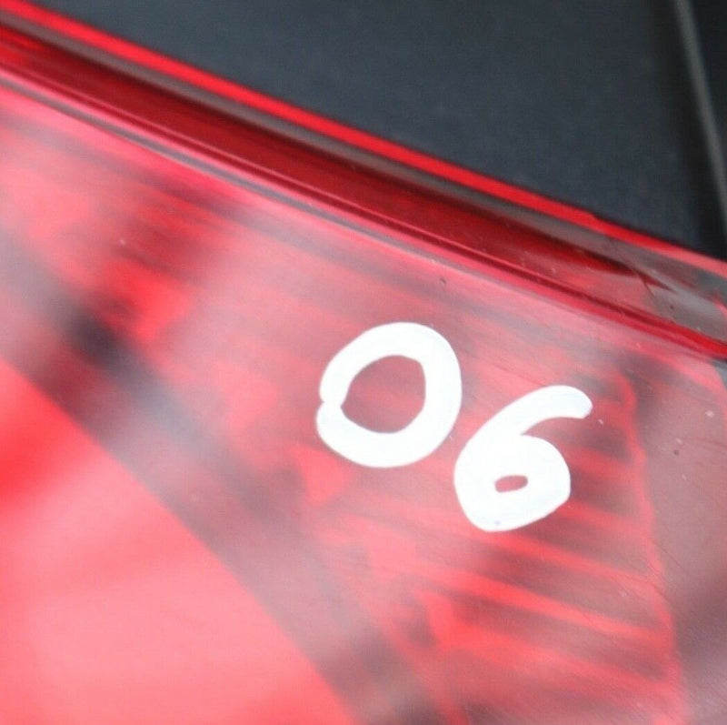VW GOLF MK6 2009-2013 GENUINE LEFT SIDE REAR LIGHT LAMP STOP 5K0945257