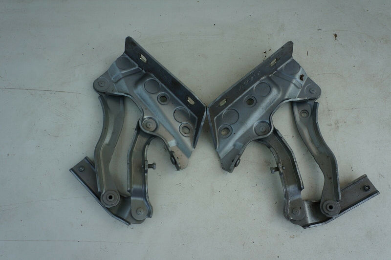 MERCEDES B CLASS W245 2005-2011 BONNET HINGES A1698800428 A1698800328 - S35-09