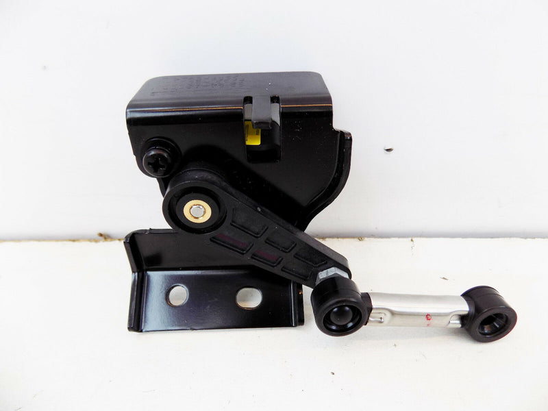 KIA CEED JD 2013-2015 RIGHT HEADLIGHT AUTO LEVELING UNIT ASSEMBLY & HEIGH SENSOR