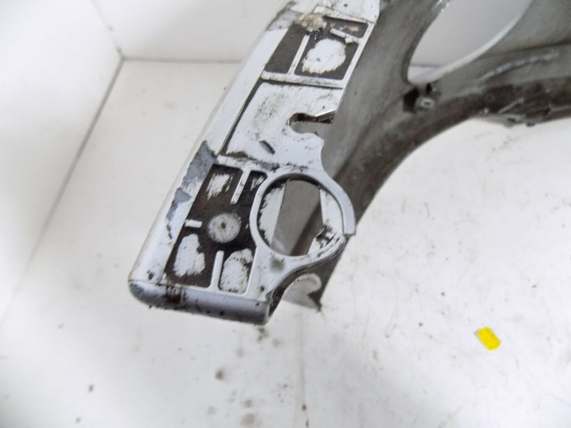 PEUGEOT 206 GTI 2001 2002 2003 SILVER FRONT BUMPER GENUINE (A2450)