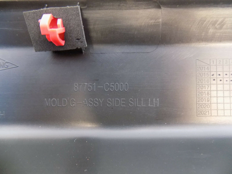 KIA SORENTO MK3 (UM) 2015-2017 SIDE SKIRT SILL COVER LEFT PASSENGER SIDE