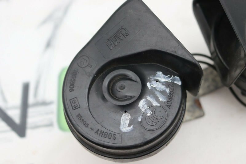 FORD C-MAX MK1 2003-2010 TWIN DOUBLE SIREN HORN WITH BRACKET 0055306 A046522