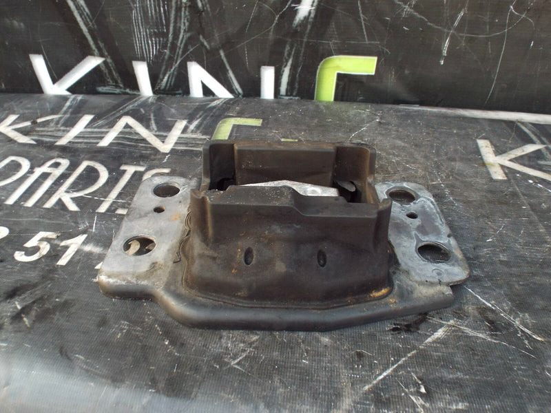 FORD GALAXY GEARBOX MOUNT / MOUNTING BRACKET 6G91 7M121 AC / 6G91 7M121 BC