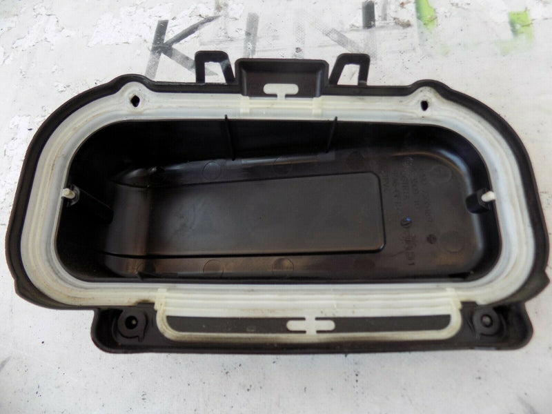 BMW 5 SERIES F10 F11 TOURING FUSE BOX LID COVER GENUINE 7555189