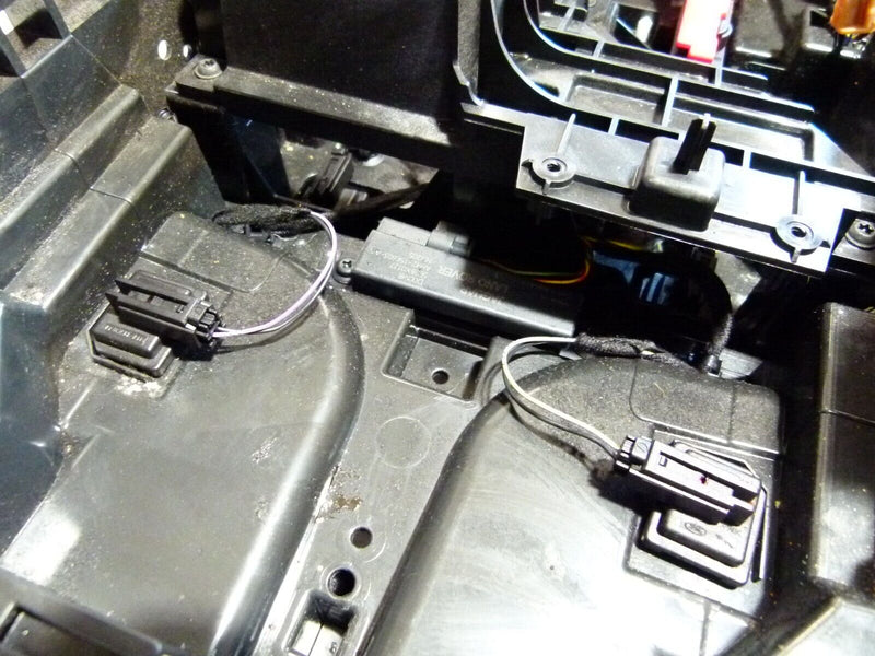 RANGE ROVER SPORT 13-17 CENTRE CONSOLE ARMREST TUNEL GENUINE DPLA045J40B