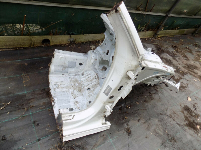 AUDI A3 8V 2014-2018 FRONT RIGHT FLITCH CUT A POST QUARTER