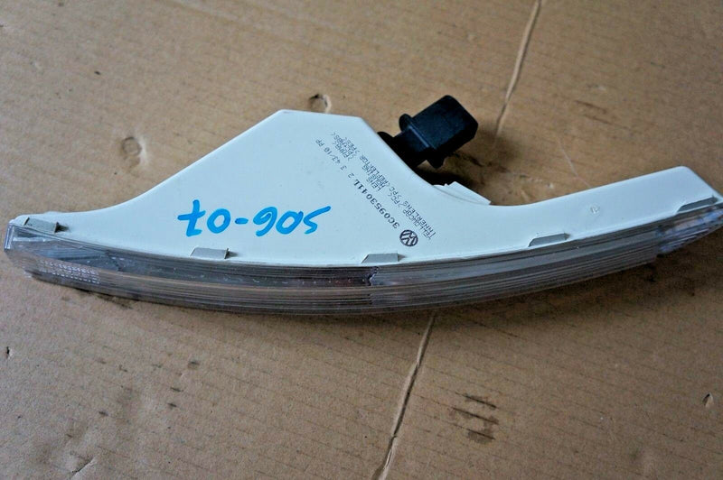 VW Passat B6 2005-2011 Genuine Left Front Clear Indicator 3C0953041L (S06-07)