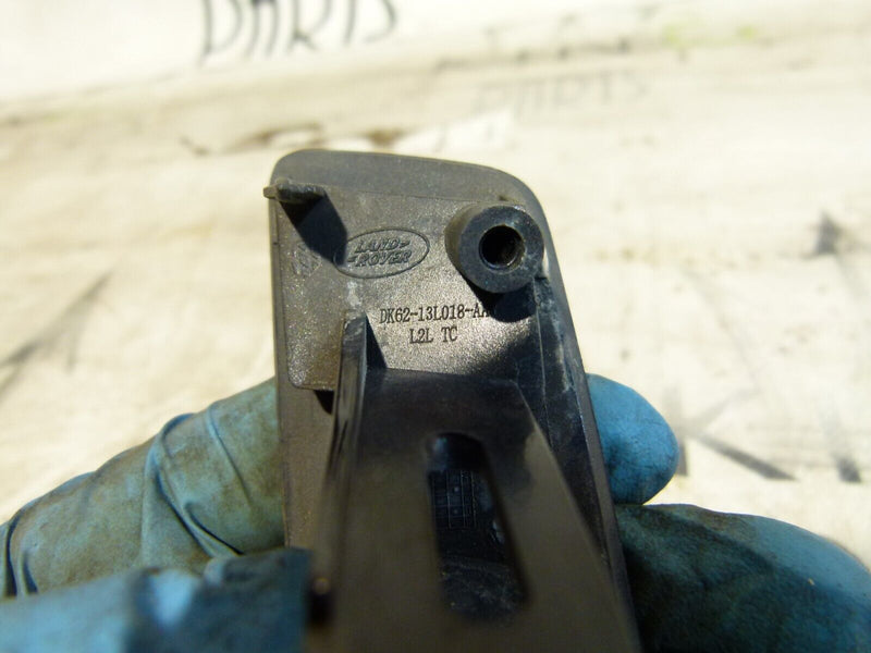 RANGE ROVER SPORT 13-17 RIGHT HEADLIGHT COVER PLUG GENUINE DK6213L018AA