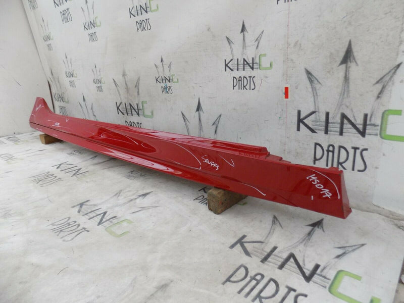 BMW 1 SERIES F40 M SPORT - 2019-ON - GENUINE RIGHT SIDE SKIRT 51778072574