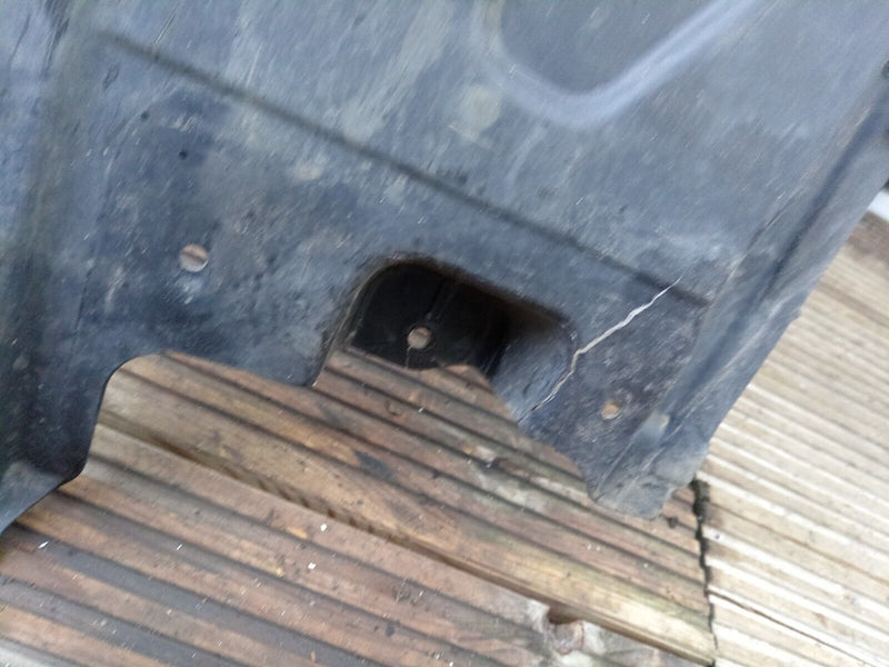 MERCEDES C CLASS W205 RIGHT SIDE UNDERBODY COVER UNDERTRAY SHIELD PANEL