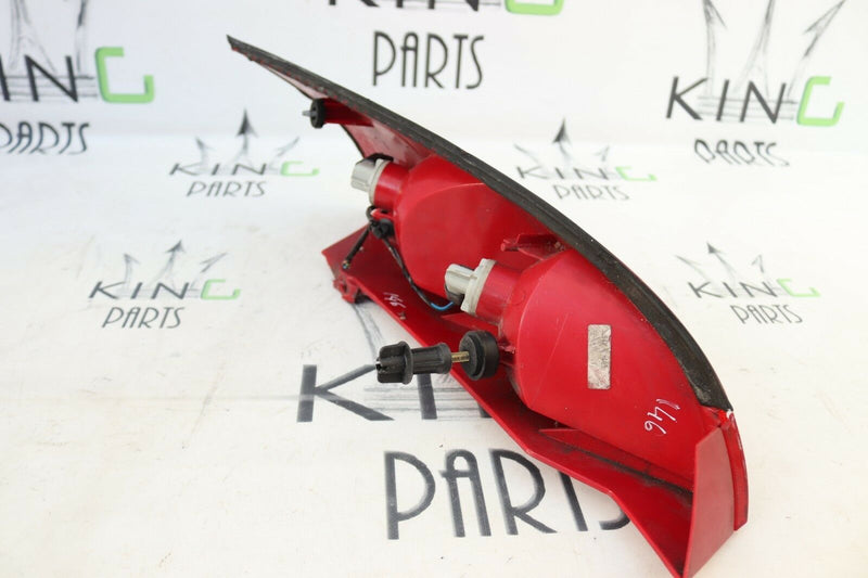 FORD FOCUS MK1 1998-2004 LEFT PASSENGER SIDE REAR LIGHT LAMP