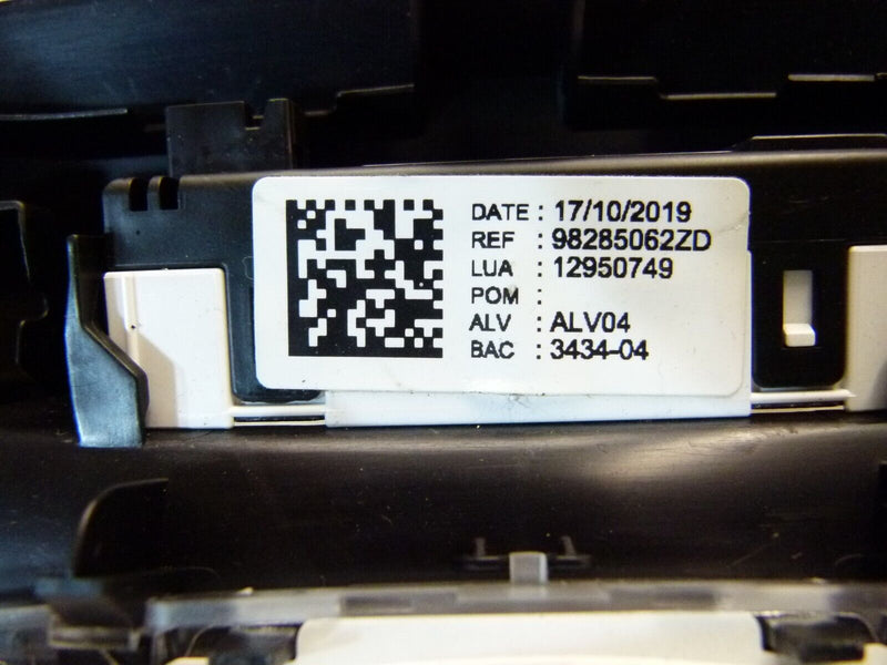 PEUGEOT 308 SW ESTATE 2017-21 FRONT ROOF PANEL CONTROL ROOF LAMP 9677822177