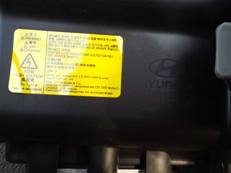 HYUNDAI IX35 2010- 2013 XENON HEADLIGHT HEADLAMP GENUINE RIGHT (NO BALLAST&BULB)