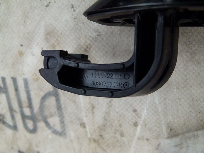 RENAULT CAPTUR 2020-ON FRONT LEFT EXTERIOR DOOR HANDLE GENUINE 806072210R S71-35