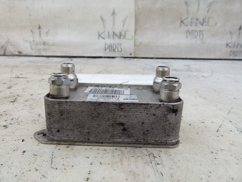 MERCEDES C W204 2007-2011 ENGINE OIL COOLER UNIT GENUINE A0995001100