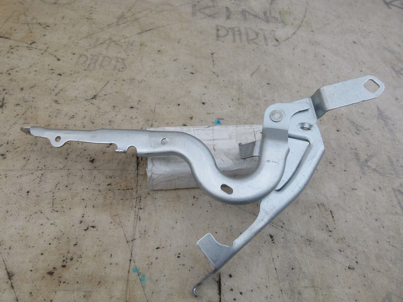 PEUGEOT 208 MK2 2019-ON BONNET LEFT SIDE HINGE GENUINE 9823211680