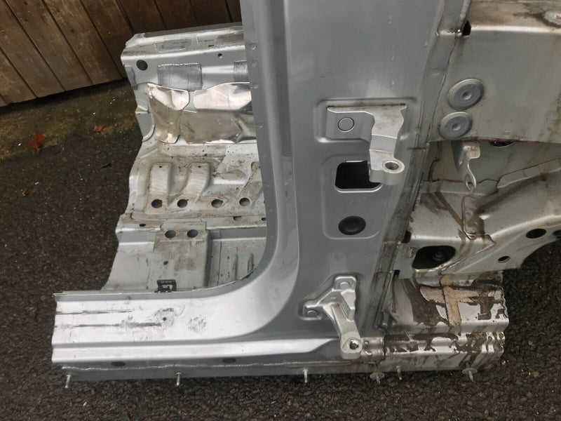 MERCEDES GLC X253 16-22 RIGH SIDE FRONT END BODY QUARTER PANEL PILLAR A CHASSIS