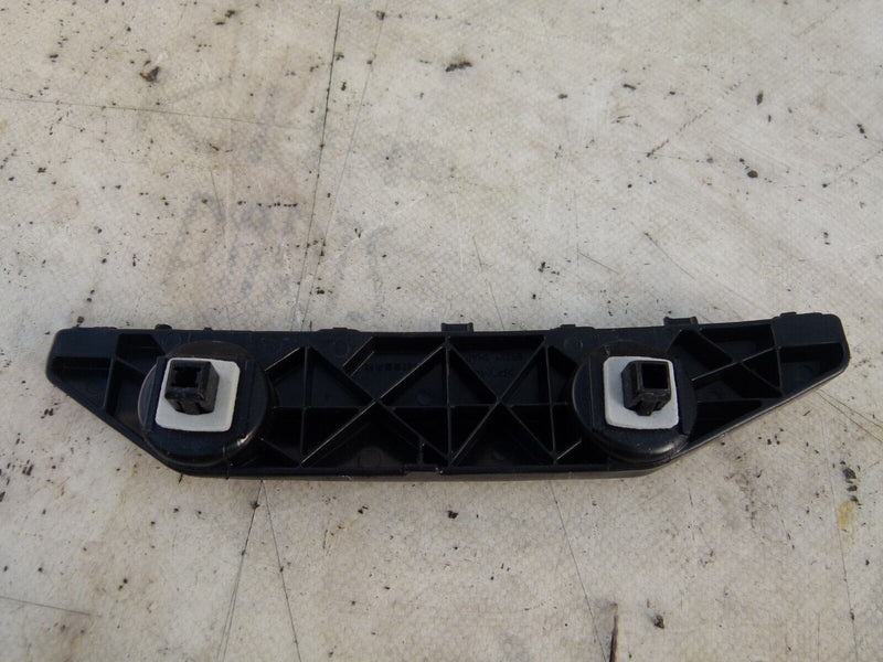 NISSAN MICRA 2010-13 REAR BUMPER LEFT SIDE BRACKET GENUINE 852211HA0A