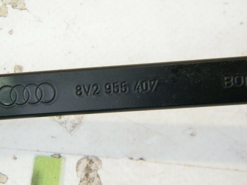 AUDI A3 (8V) 2012-2016 S-LINE 5DR RHD PAIR OF FRONT WINDSCREEN WIPER ARM LH & RH