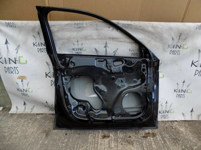 AUDI A1 8XA SPORTBACK 2012-2018 FRONT LEFT DOOR PANEL IN BLACK