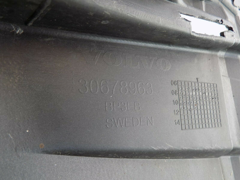 VOLVO XC 90 XC90 2007-2014 REAR BUMPER TOP SECTION GENUINE BLACK 30678963