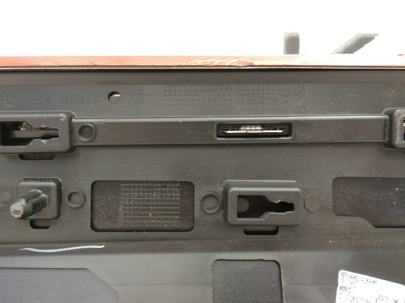 VW TOUAREG CR 7 MK3 2018> REAR DOOR PANEL RIGHT SIDE TRIM MOULDING 760854950
