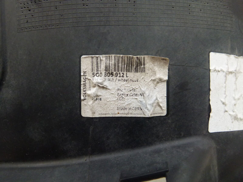 VW GOLF MK7 2012-16 FRONT RIGHT WHEEL MUD GUARD GENUINE 5G0805974