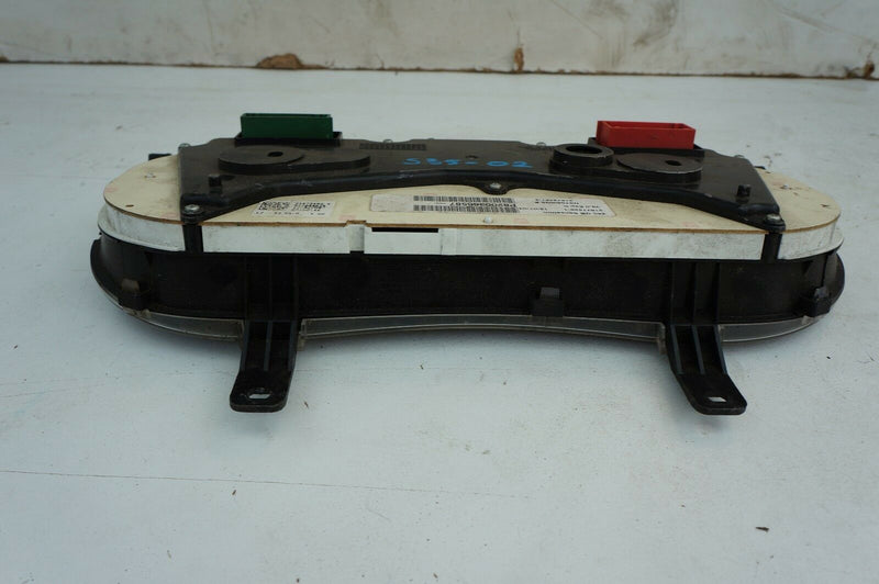 RENAULT CLIO 1.2 16V MK II SPEEDOMETER P8200366587 - S35-02