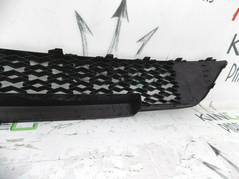 SKODA OCTAVIA RS iV 2019-ON FRONT BUMPER LOWER CENTRE GRILL 5E3853677B