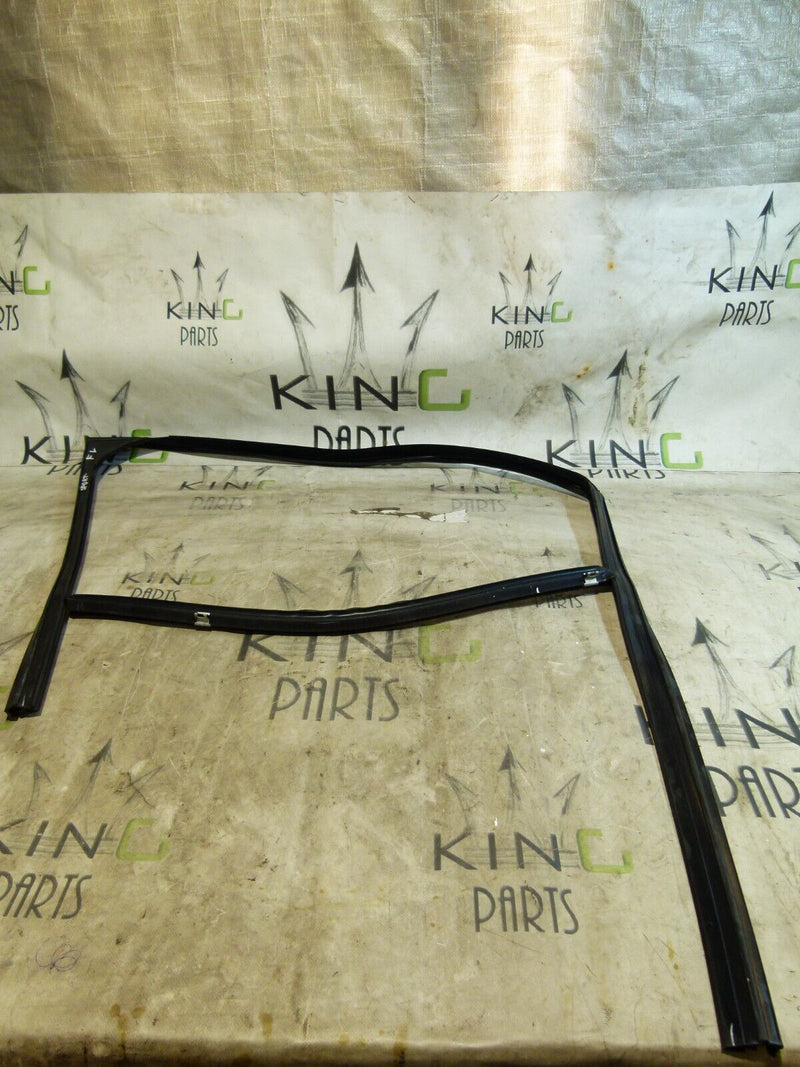 RANGE ROVER SPORT 13-17 FRONT LEFT WINDOW RUBBER SEAL GENUINE DK6221597A