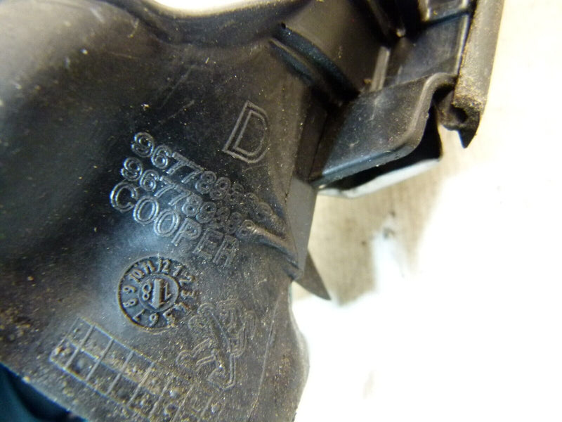 PEUGEOT 308 SW ESTATE 2017-21 FRONT RIGHT DOOR RUBBER SEAL 967789388