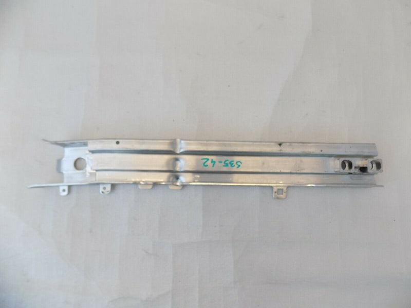 BMW 2 F45 2014-ON Front Bumper Right Lower Adapter 7301604 /S35-42