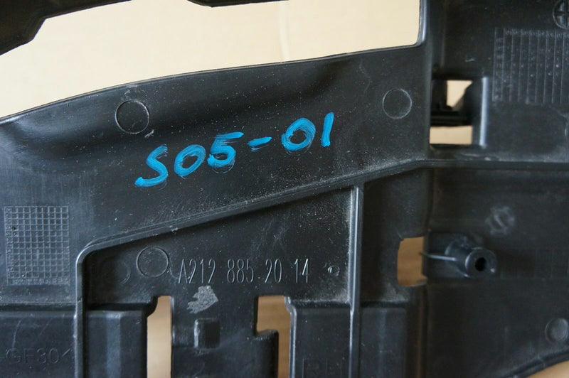 Mercedes E Class W212 2009> RIGHT REAR BUMPER BRACKET A2128852014 (S05-01)