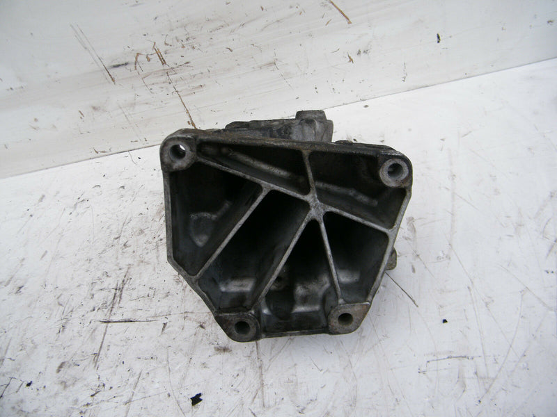 MERCEDES W212 2.2 CDI 2010-15 ENGINE MOUNT BRACKET LEFT HOLDER OM651 6512230004
