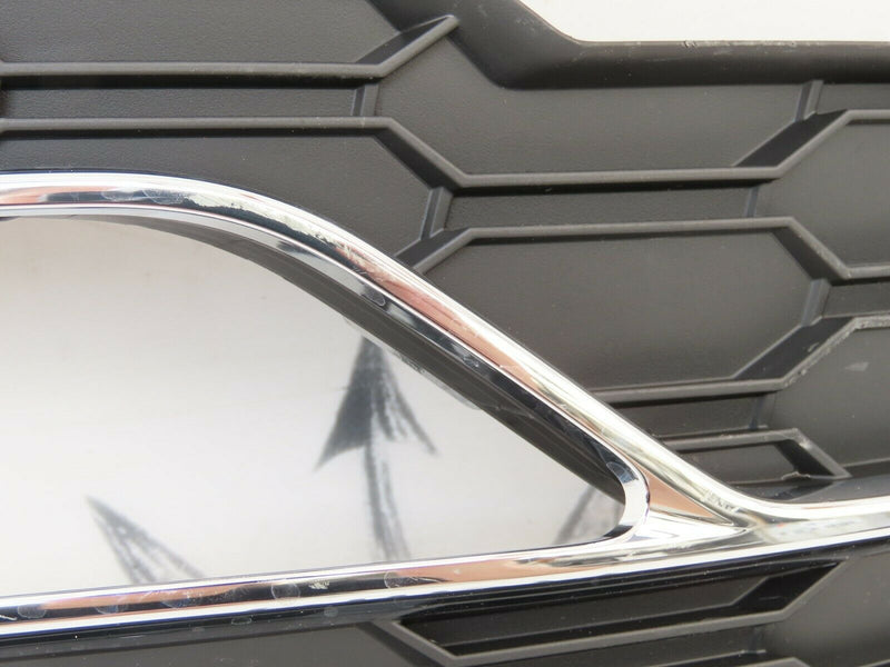 SKODA OCTAVIA 2020-ON FRONT BUMPER RIGHT FOG LIGHT GRILL SURROUND PDC