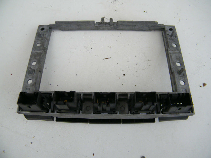 VW TOUAREG 7L 02-06 MOUNTING SWITCHES DASH TRIM FRAME PANEL WARNING, PDC AIR BAG