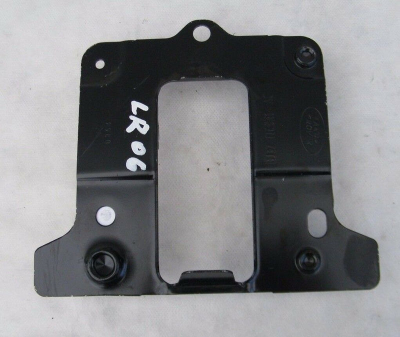 LAND ROVER LEFT REAR BUMPER REINFORCEMENT BRACKETS N/SR LR042995 (LR06)