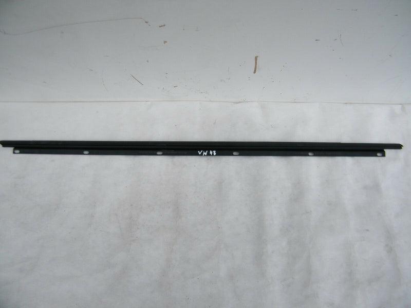 VW Golf V 5D FRONT RIGHT Door Window Belt Weatherstrip 1K4837478D 5AP (VW43)