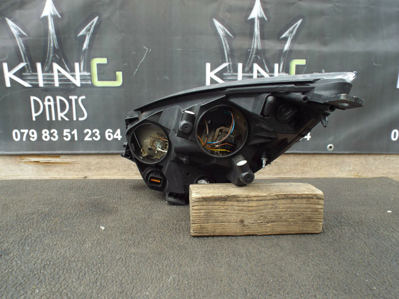 Kia Venga 2010-2014 Genuine Headlamp Headlight Right Driver Side O/S (719)