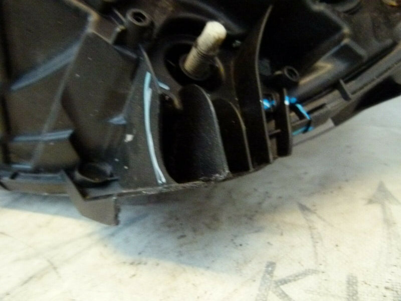 RENAULT CAPTUR 2013-2017 GENUINE HEADLIGHT HALOGEN RIGHT DRIVER SIDE