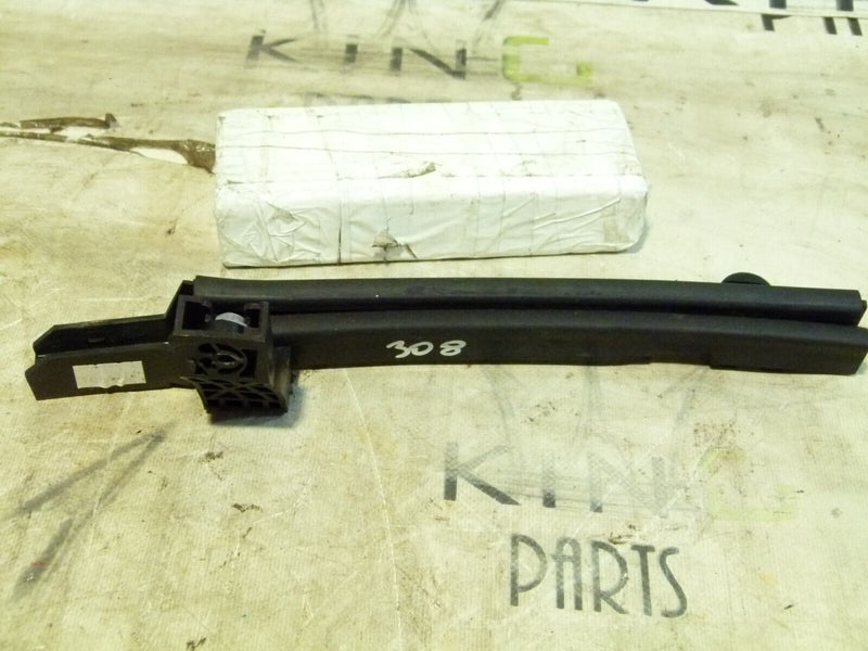 PEUGEOT 308 SW ESTATE 2017-21 DOOR WINDOW GLASS GUIDE BRACKET 9805495780