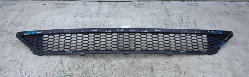 HYUNDAI TUCSON 2016-2018 FRONT BUMPER LOWER GRILLE 86561-D700