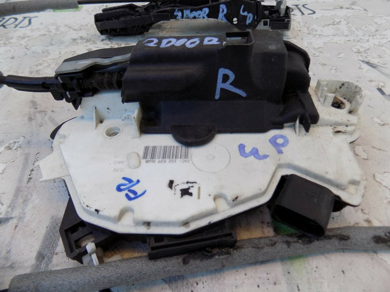 VW UP 1.0 PETROL 2017 DRIVERS SIDE FRONT DOOR LOCK 26C 1S2 837 016B