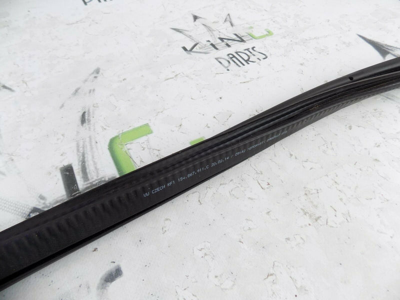 VW UP 2011-2016 2DR FRONT LEFT DOOR SEAL RUBBER GASKET SEAL 1S4867911D *N3