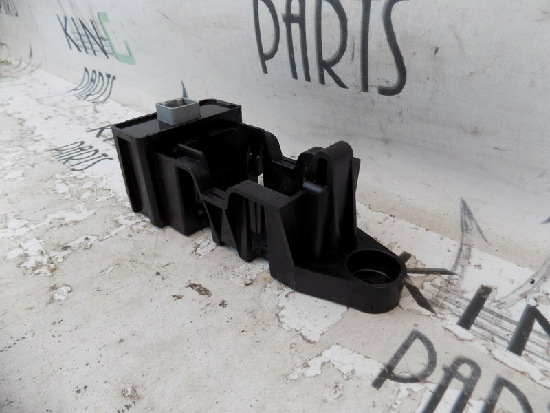 LAND ROVER RANGE ROVER EVOQUE L538 2011-2019 AUXILIARY BATTERY BRACKET GENUINE