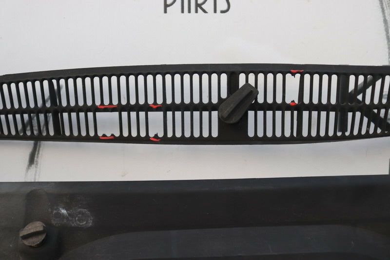 BMW X5 E53 2000-2006 SCUTTLE PANEL AIR VENT TRIM MICROFILTER HOUSING 8409048