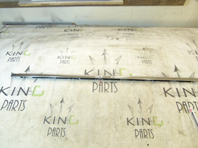 PEUGEOT 308 SW ESTATE 2017-21 FRONT LEFT DOOR WINDOW STRIP TRIM 9677881180