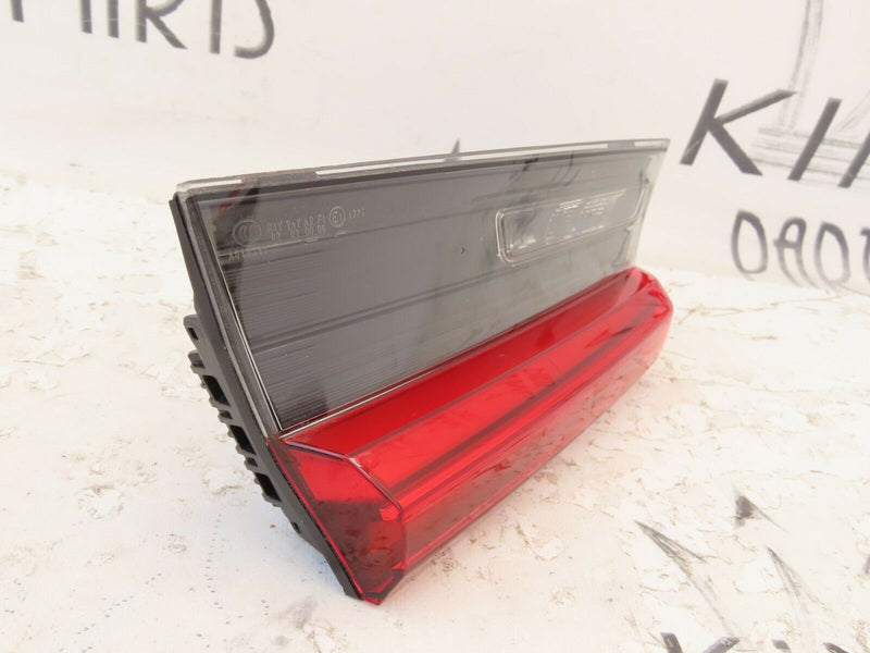 BMW 3 SERIES G20 2018-ON REAR TAILGATE LEFT SIDE LIGHT LED LAMP 7420453