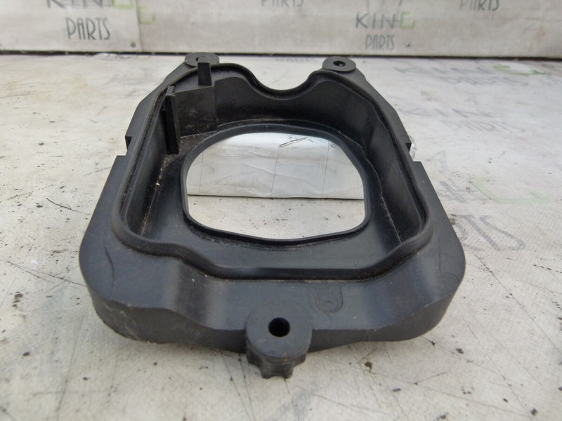 MERCEDES C W204 2007-2011 GEAR SHIFTER SURROUND TRIM GENUINE A2042670088